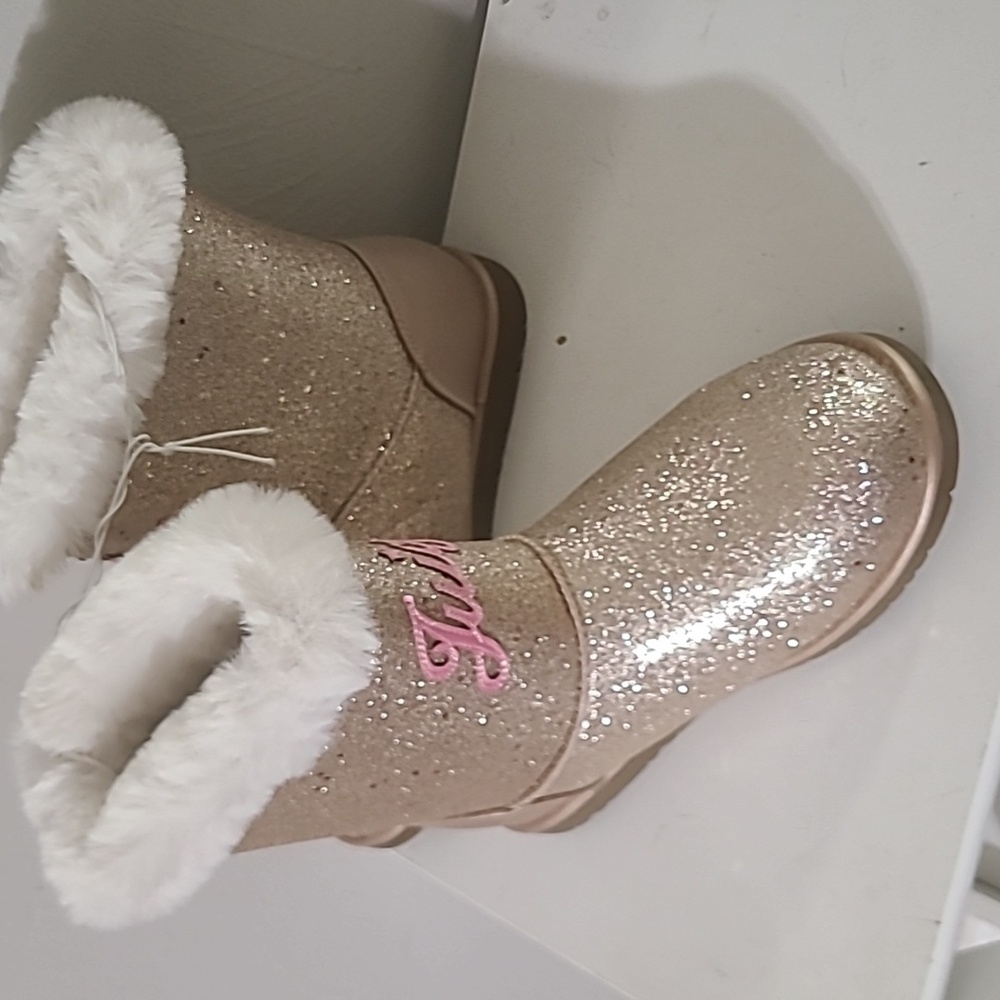 New Juicy Couture girls size 5M